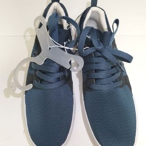 Cat & jack size 3 boys shoes